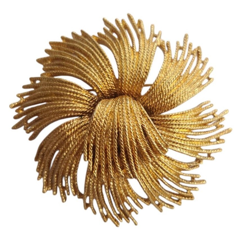 Iconic Signed 1960's Monet "Cordelia" Gold Tone Brooch Pin Vintage Book Piece